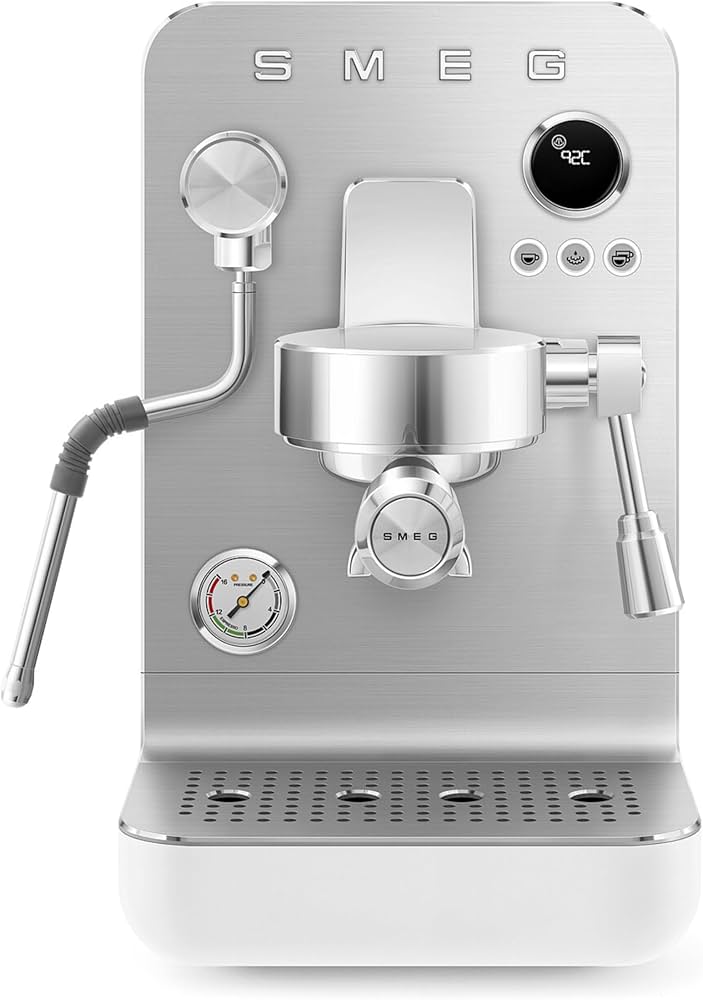 Machine expresso SMEG EMC02WHMEU Collezione — 15 bars — Triple Thermoblock — Porte‑filtre 58 mm — Blanc mat