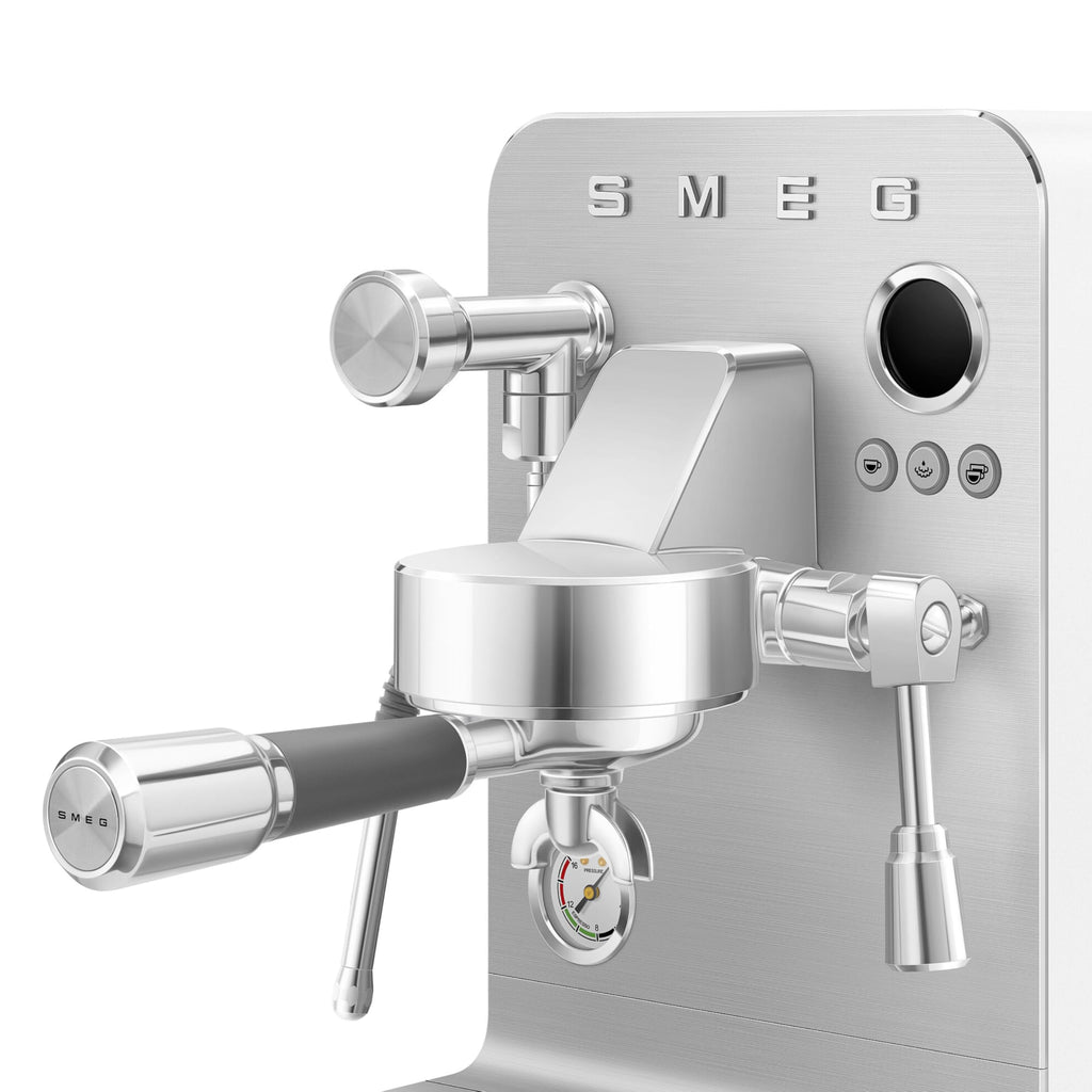 Machine expresso SMEG EMC02WHMEU Collezione — 15 bars — Triple Thermoblock — Porte‑filtre 58 mm — Blanc mat