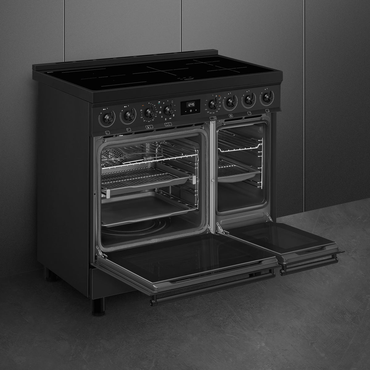 Cuisinière induction Smeg C92IPN2 90 cm noir mat — 2 fours électriques, pyrolyse, 5 foyers induction, classe A