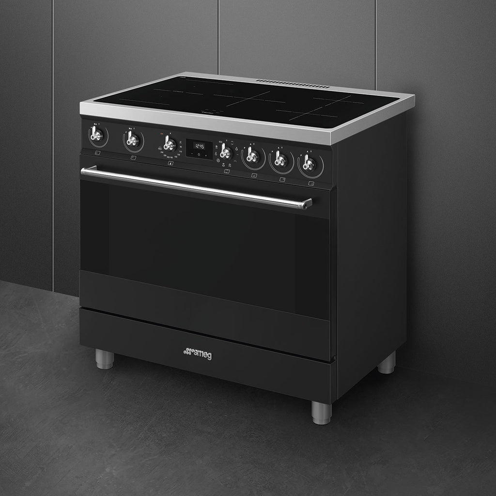 Cuisinière induction Smeg C9IMMB2 90 cm noir mat et inox — Grand four 115 L, 5 foyers Booster, Multizone, Vapor Clean, classe A