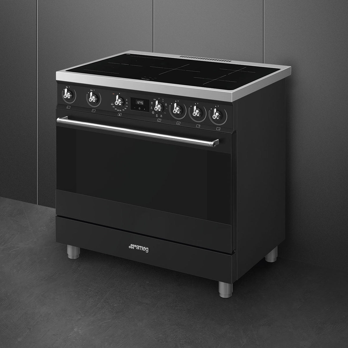 Cuisinière induction Smeg C9IMMB2 90 cm noir mat et inox — Grand four 115 L, 5 foyers Booster, Multizone, Vapor Clean, classe A