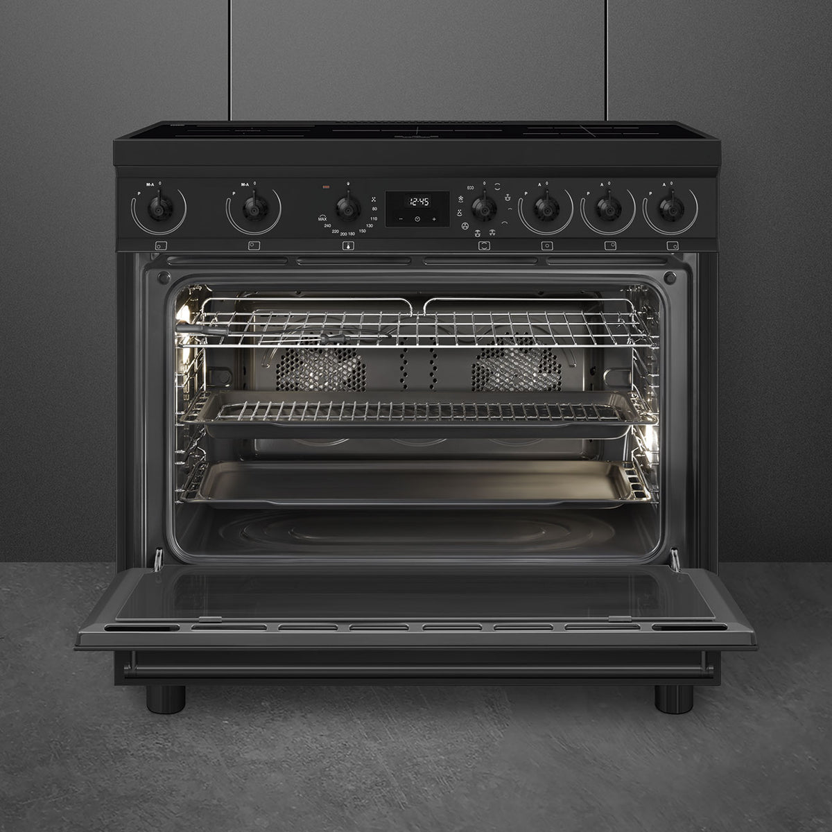 Cuisinière induction Smeg C9IMN2 90 cm noir mat — Grand four 115 L, 5 foyers avec Booster, Multizone, Vapor Clean, classe A