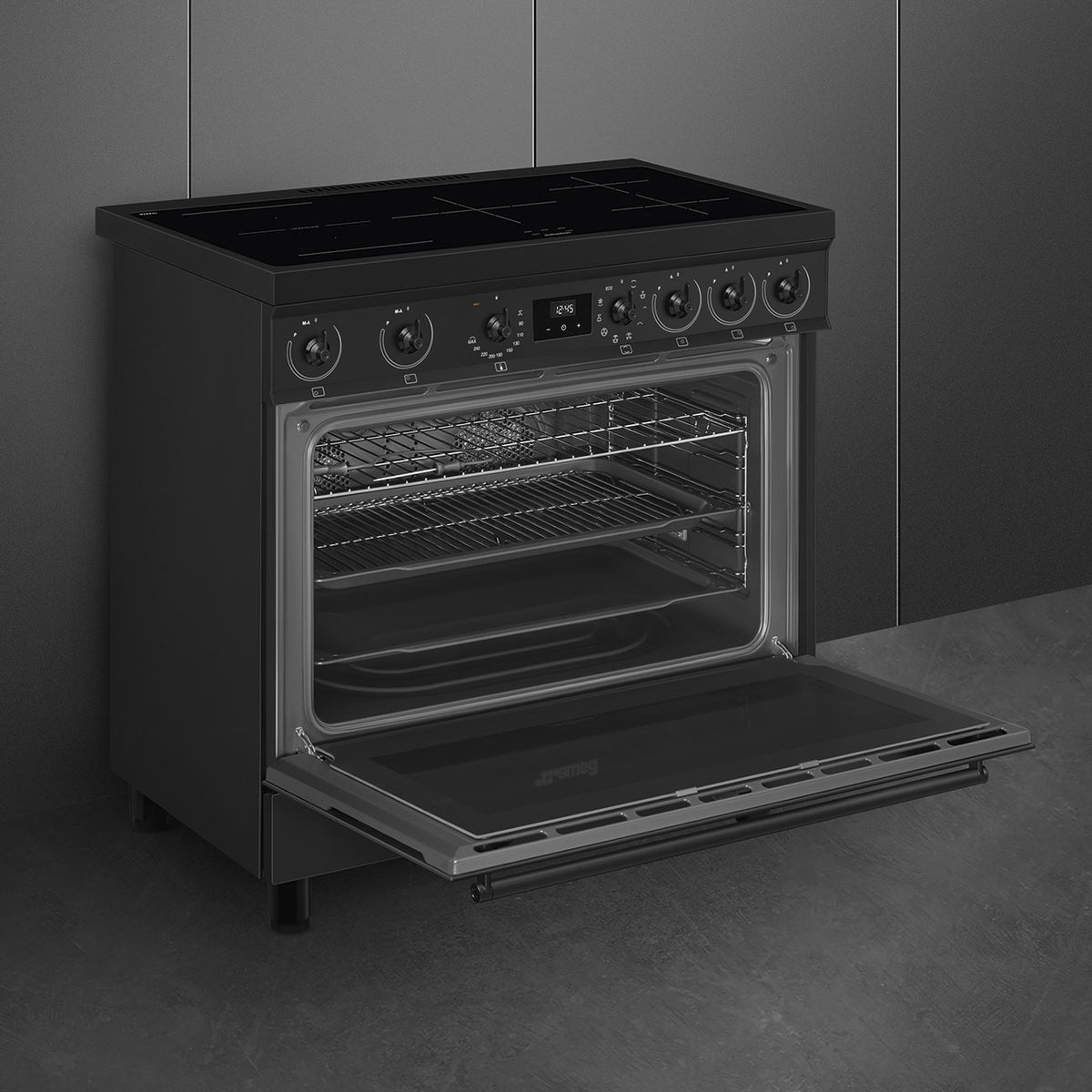 Cuisinière induction Smeg C9IMN2 90 cm noir mat — Grand four 115 L, 5 foyers avec Booster, Multizone, Vapor Clean, classe A