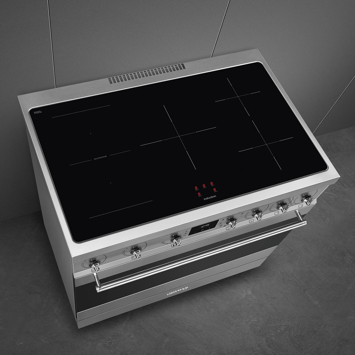Cuisinière induction Smeg C9IMX2 90 cm inox — Grand four multifonction 115 L, 5 foyers Booster, Multizone, Vapor Clean, classe A