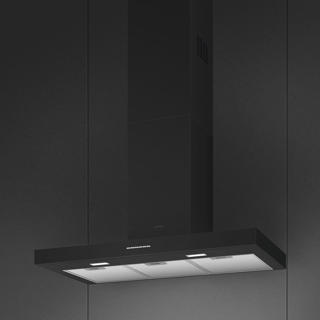 Hotte décorative murale Smeg KBT900NE noir mat — 90 cm, classe A, 3 vitesses et aspiration intensive jusqu’à 686 m³/h