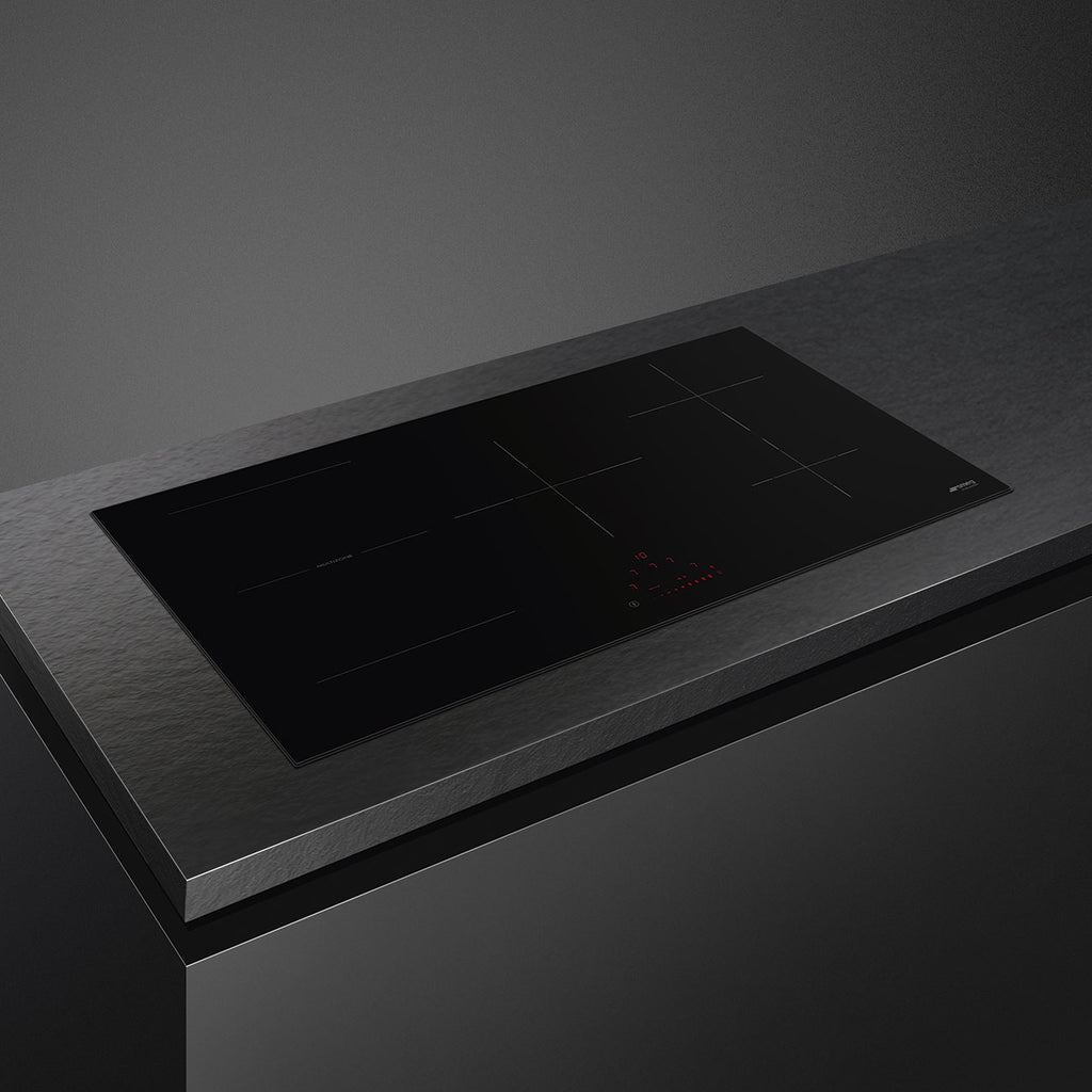 Table induction SMEG SI1M4954D 90 cm — 5 foyers — MultiZone — Auto‑Vent 2.0 — Booster x5 — Slider Compact Plus — Noir