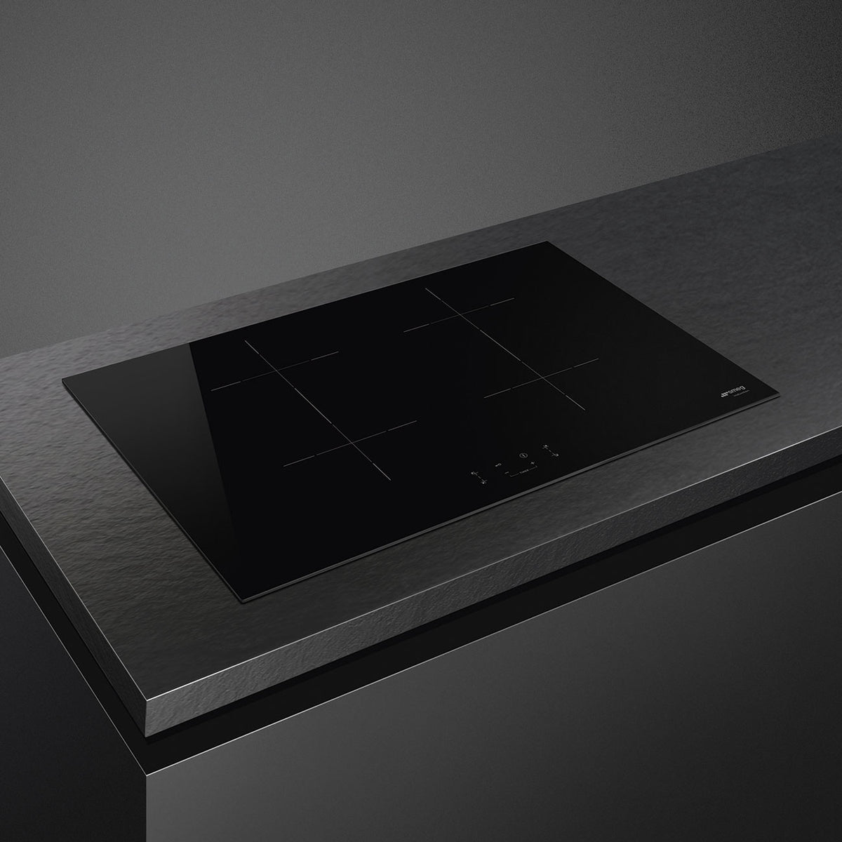 Table induction SMEG SIB2741D 75 cm — 4 foyers — Double Bridge — Eco‑Logic Advance — Booster — Verre dépoli — Noir