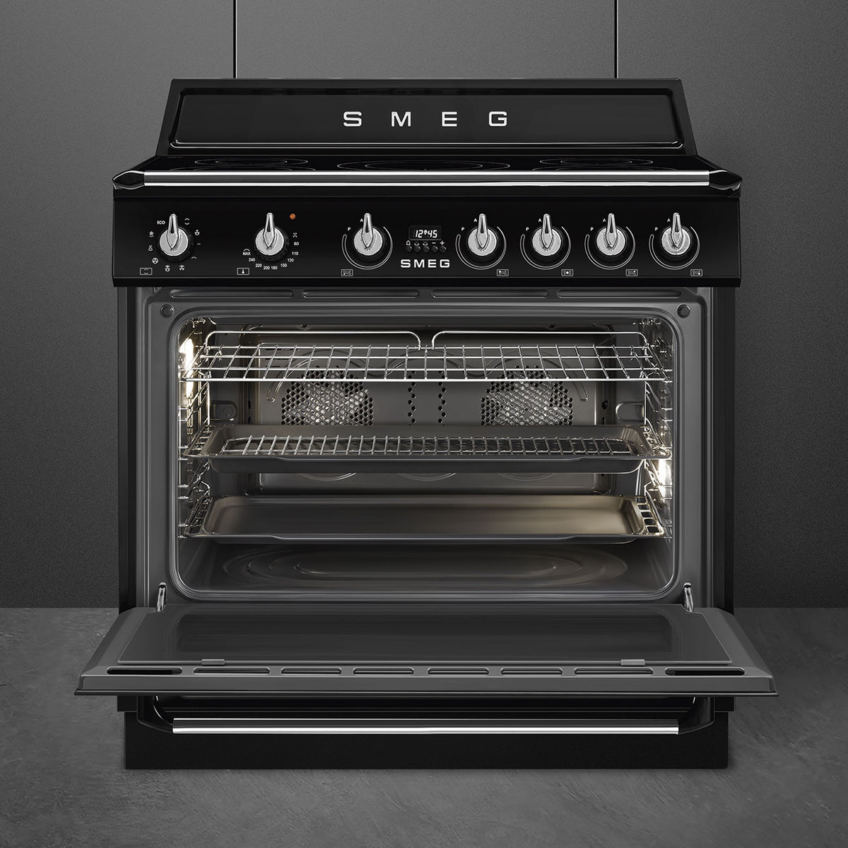 Cuisinière induction Smeg TR90IMBL Victoria 90 cm noir — Grand four 115 L, 5 foyers Booster, Vapor Clean, fermeture douce, classe A