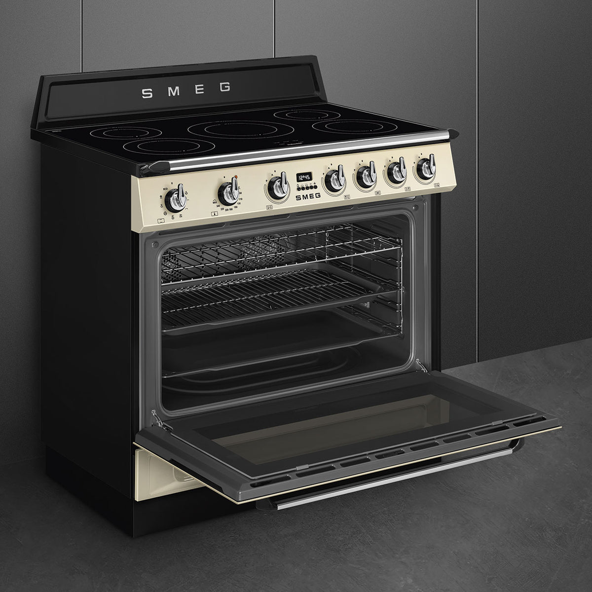 Cuisinière induction Smeg TR90IMP Victoria 90 cm crème — Four 115 L, 5 foyers Booster, Vapor Clean et classe énergétique A